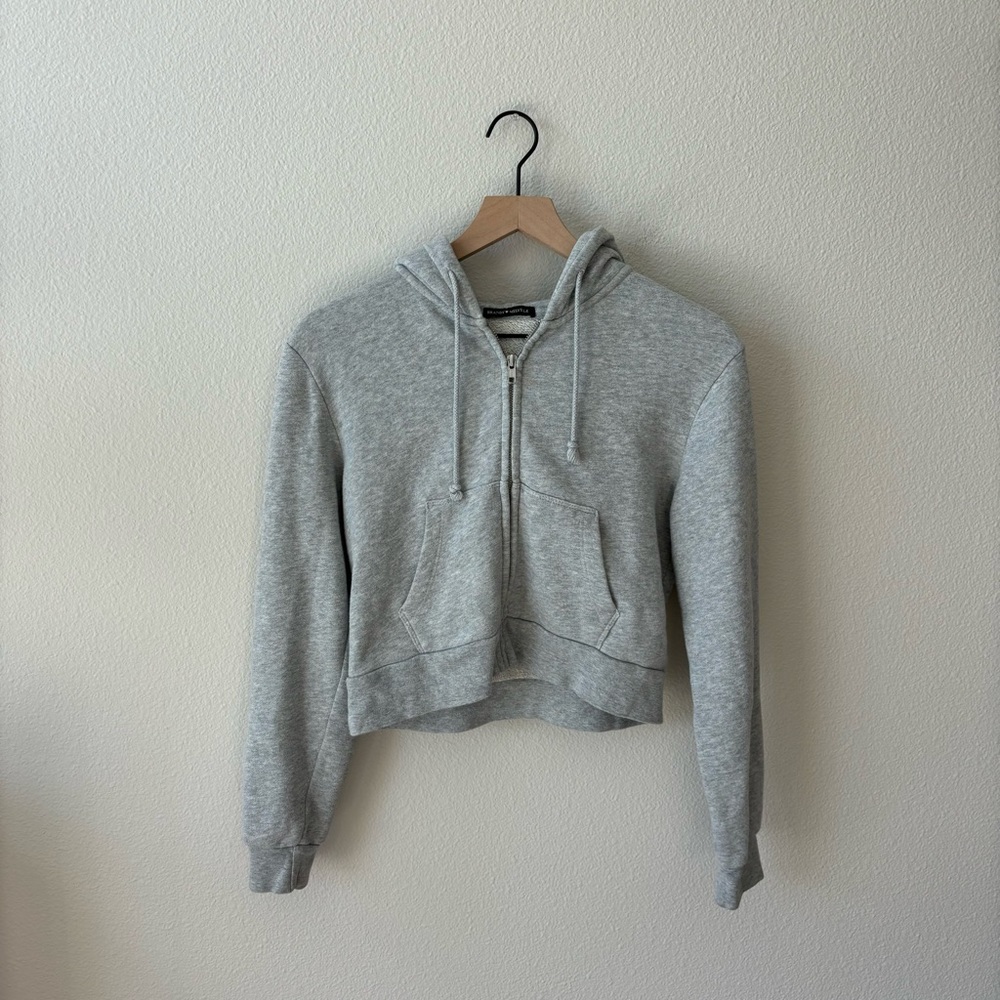 SOLD Brandy Melville grey crop zip up sweater - Picture 1 of 2